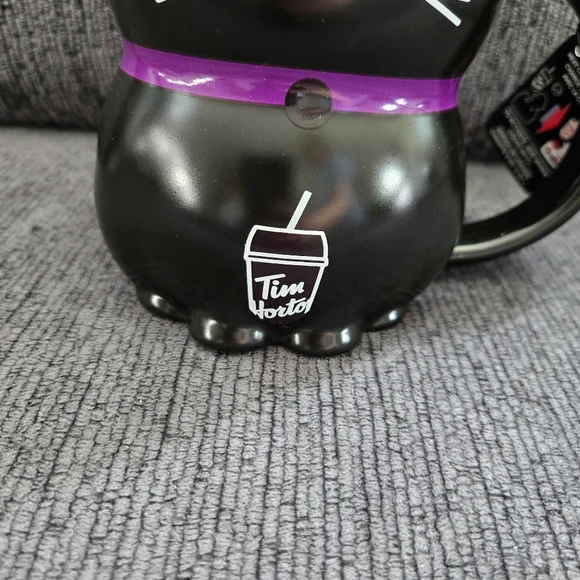 Tim Hortons 2025 Halloween Black Cat Mug New - Picture 2 of 9